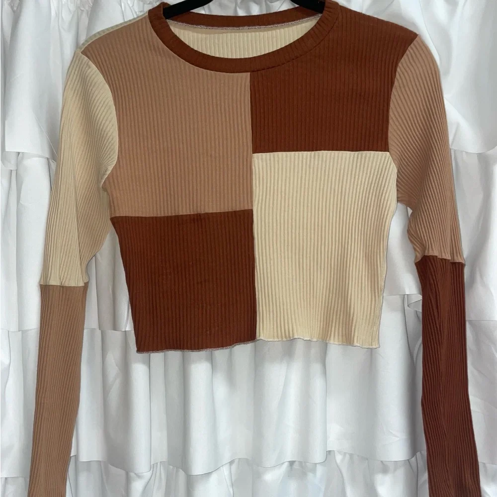 Colorblock Ribbed Long Sleeve Top - Picture 1 of 4